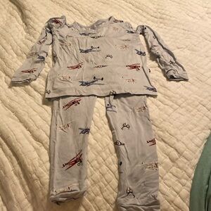 Kyte baby long sleeve pajamas 4T